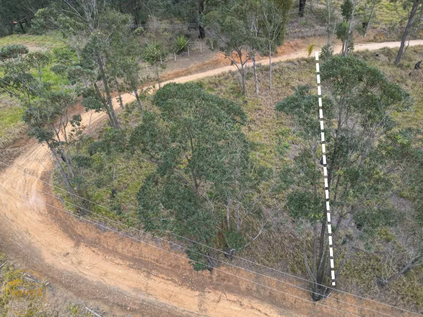 Foto 1 de Terreno / Lote à venda, 738m2 em Miguel Pereira - RJ