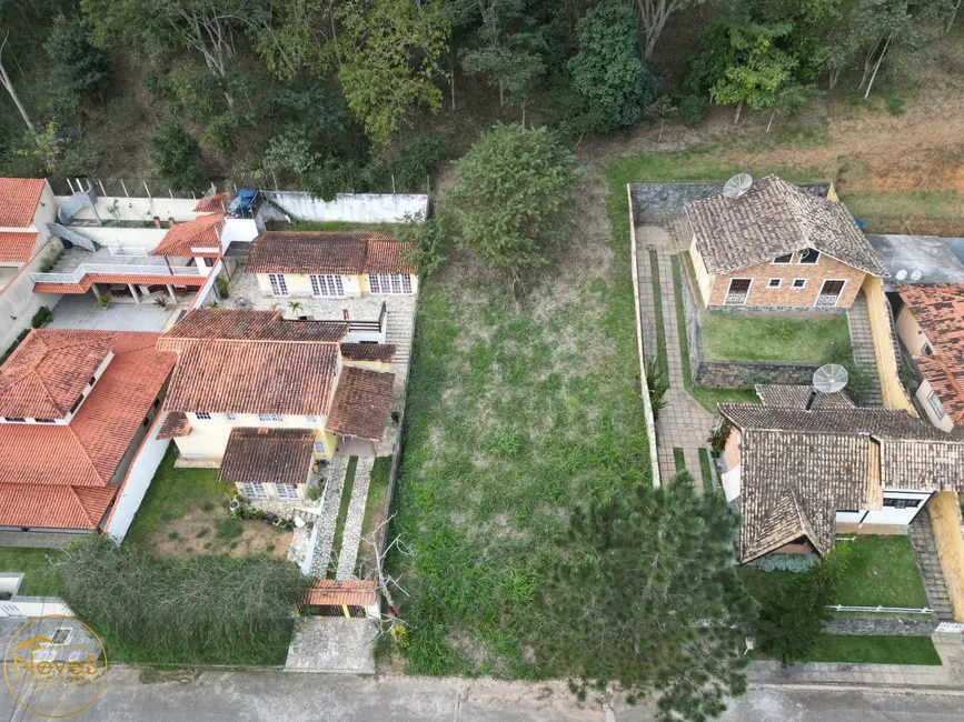 Foto 1 de Terreno / Lote à venda, 450m2 em Miguel Pereira - RJ