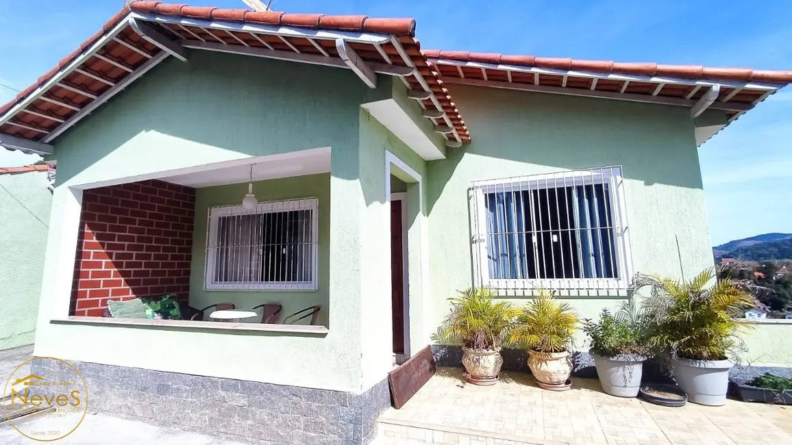 Foto 2 de Casa com 4 quartos à venda, 300m2 em Centro, Miguel Pereira - RJ