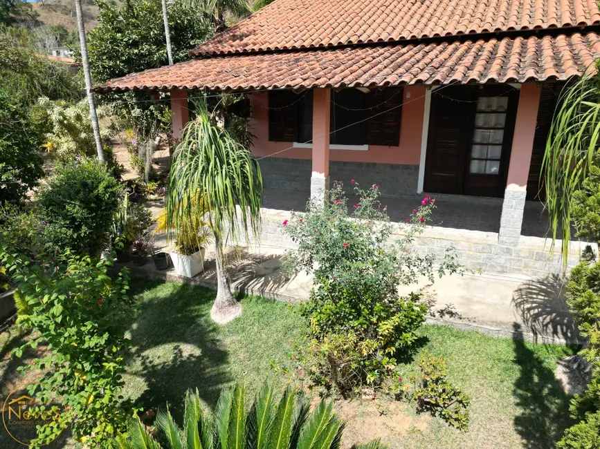 Foto 1 de Casa com 2 quartos à venda, 250m2 em Paty Do Alferes - RJ