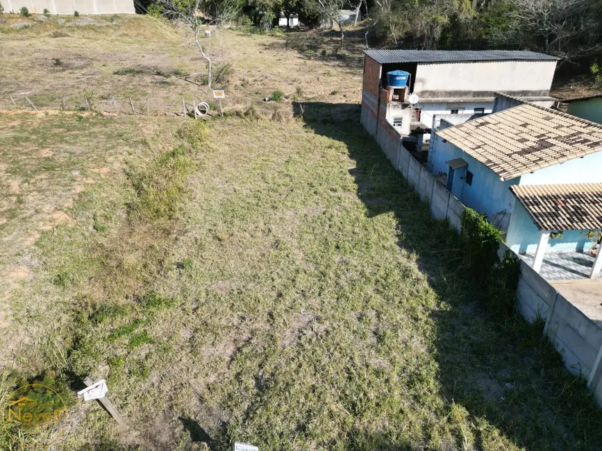 Foto 1 de Terreno / Lote à venda, 360m2 em Paty Do Alferes - RJ