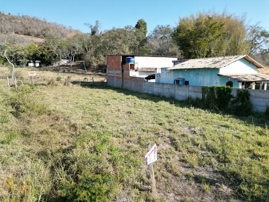 Foto 2 de Terreno / Lote à venda, 360m2 em Paty Do Alferes - RJ