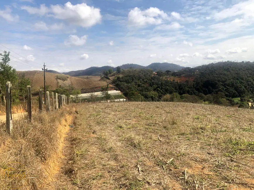 Foto 2 de Terreno / Lote à venda, 360m2 em Paty Do Alferes - RJ