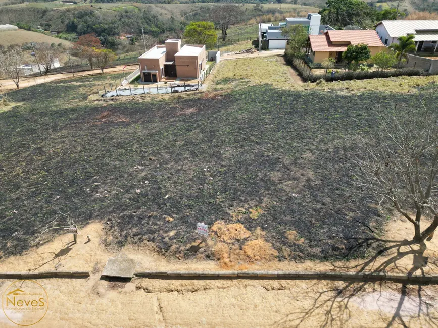 Foto 2 de Terreno / Lote à venda, 504m2 em Paty Do Alferes - RJ