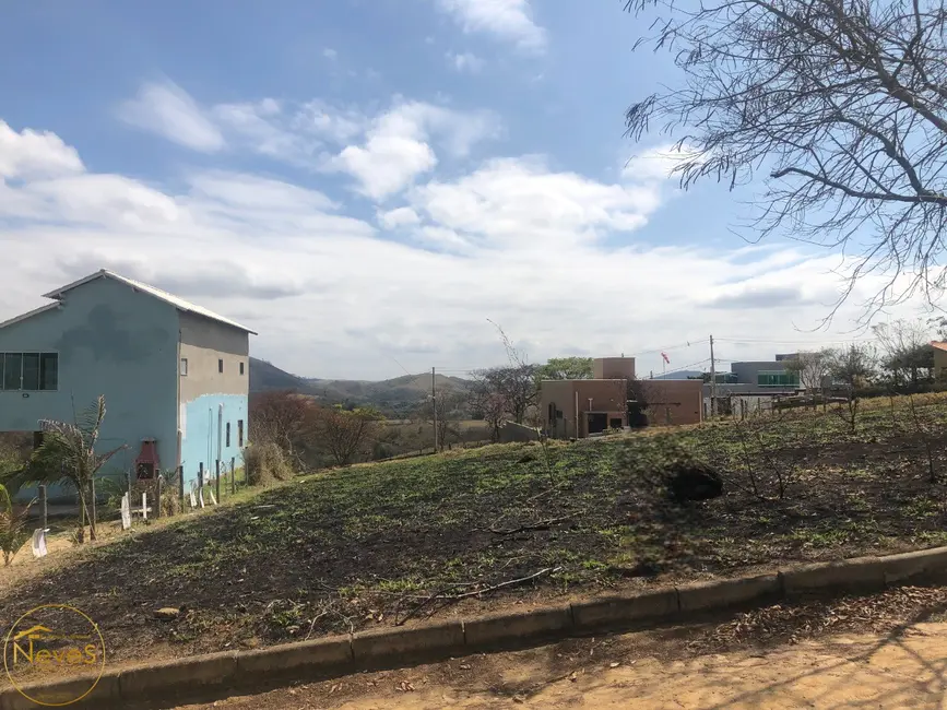 Foto 2 de Terreno / Lote à venda, 504m2 em Paty Do Alferes - RJ