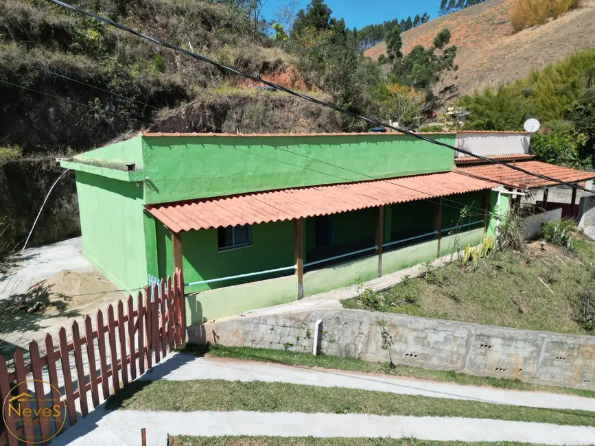 Casa com 3 quartos à venda, 169m2 em Paty Do Alferes - RJ - imagem 3 Foto 3 de Casa com 3 quartos à venda, 169m2 em Paty Do Alferes - RJ