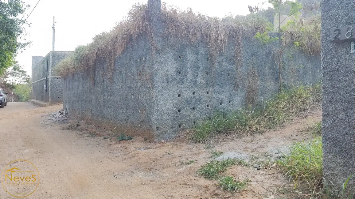Foto 4 de Terreno / Lote à venda, 1400m2 em Paty Do Alferes - RJ