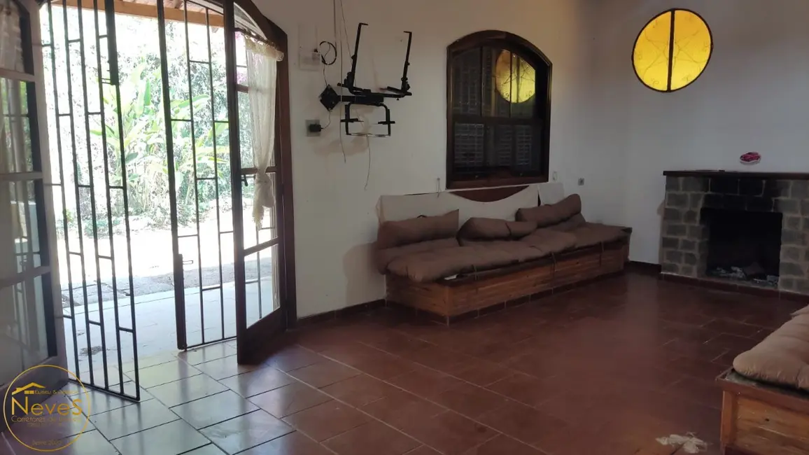 Foto 5 de Sítio / Rancho com 3 quartos à venda, 272m2 em Paty Do Alferes - RJ