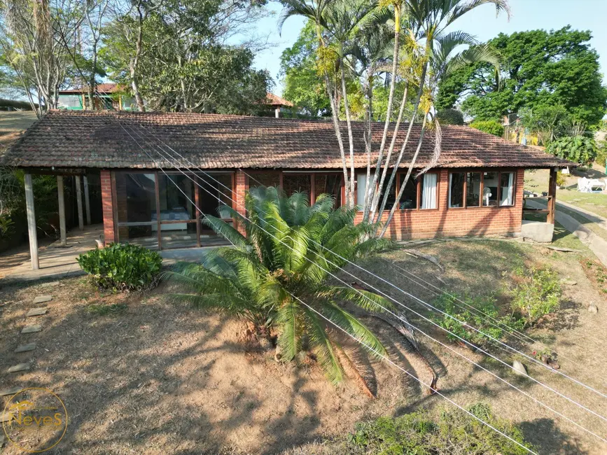 Casa com 2 quartos à venda, 150m2 em Paty Do Alferes - RJ - imagem 1 Foto 1 de Casa com 2 quartos à venda, 150m2 em Paty Do Alferes - RJ