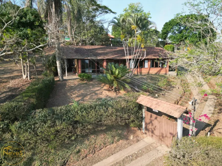 Casa com 2 quartos à venda, 150m2 em Paty Do Alferes - RJ - imagem 2 Foto 2 de Casa com 2 quartos à venda, 150m2 em Paty Do Alferes - RJ