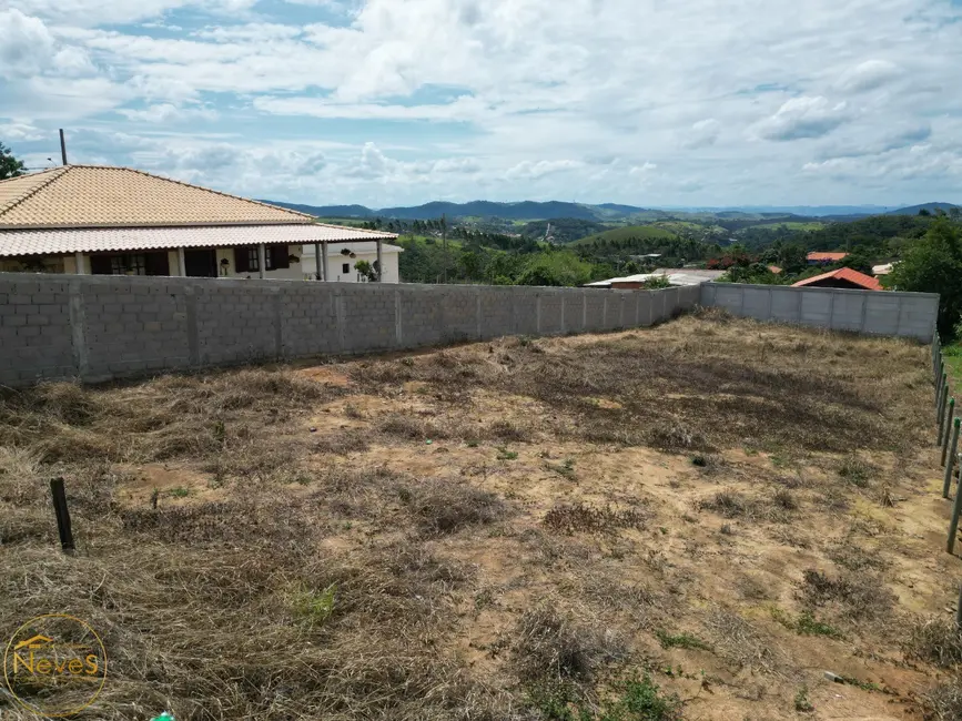 Foto 2 de Terreno / Lote à venda, 750m2 em Paty Do Alferes - RJ