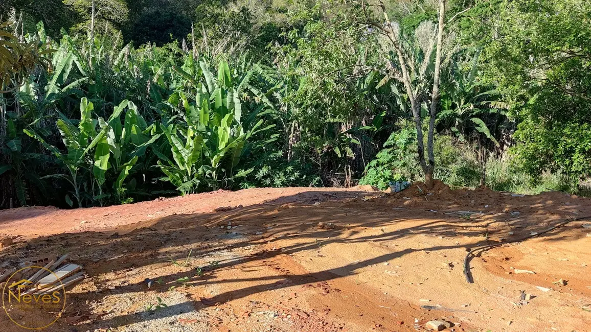 Foto 4 de Casa com 2 quartos à venda, 76m2 em Paty Do Alferes - RJ