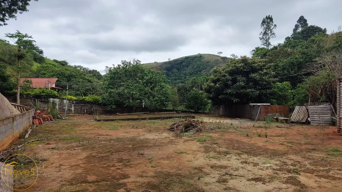 Foto 1 de Terreno / Lote à venda, 1926m2 em Paty Do Alferes - RJ