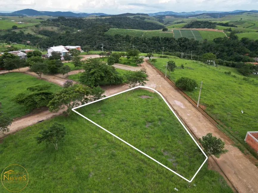 Foto 6 de Terreno / Lote à venda, 615m2 em Paty Do Alferes - RJ
