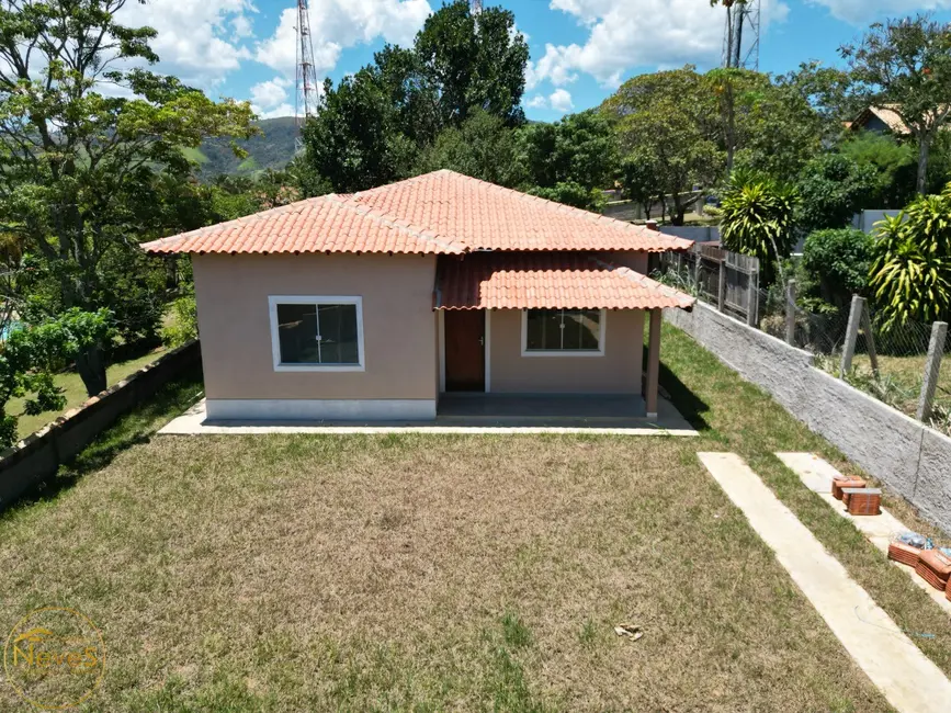 Foto 2 de Casa com 3 quartos à venda, 96m2 em Paty Do Alferes - RJ