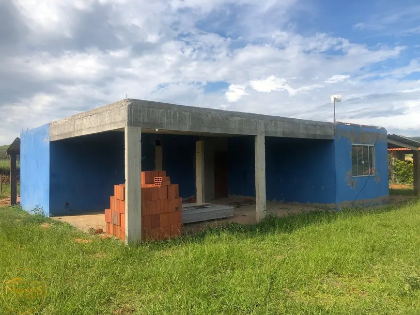 Foto 4 de Casa com 2 quartos à venda, 250m2 em Paty Do Alferes - RJ