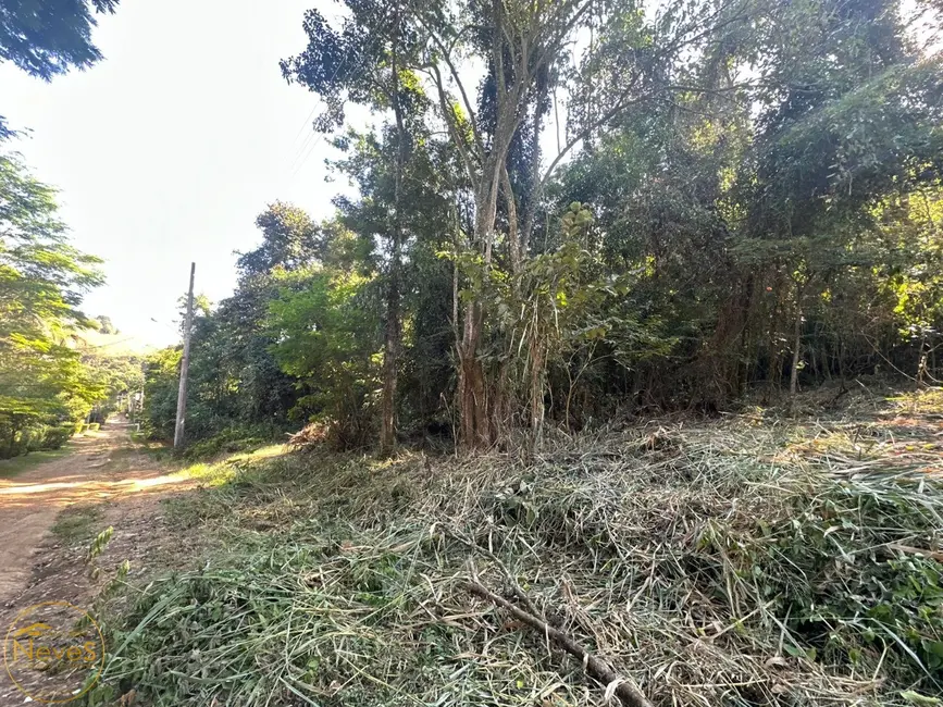 Foto 2 de Terreno / Lote à venda, 1000m2 em Paty Do Alferes - RJ