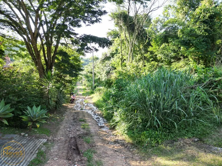 Foto 4 de Terreno / Lote à venda, 1000m2 em Paty Do Alferes - RJ