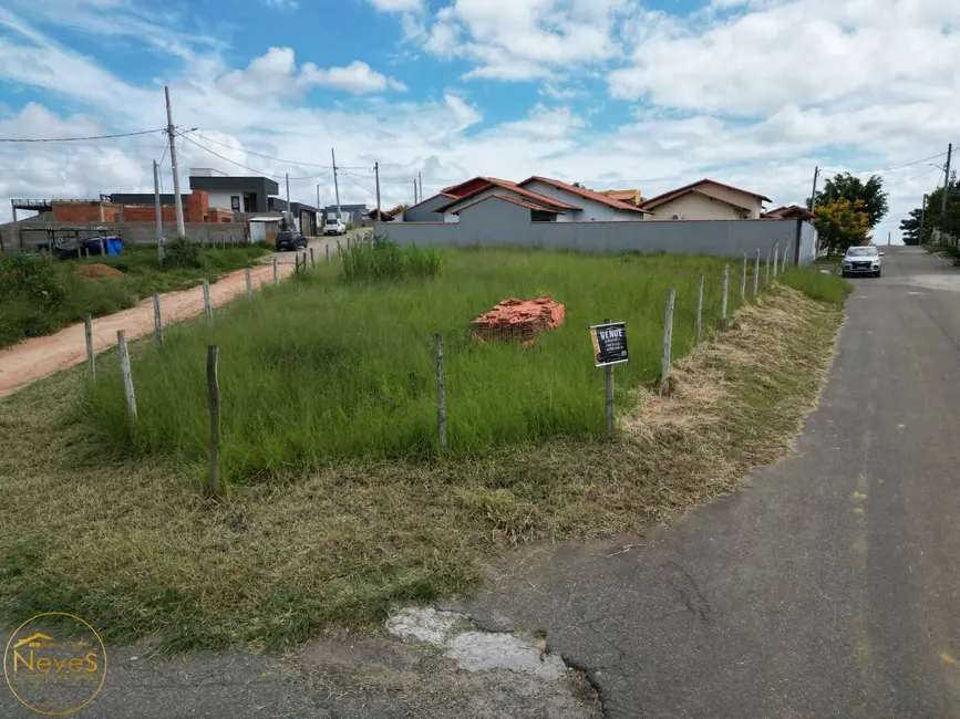 Foto 2 de Terreno / Lote à venda, 502m2 em Paty Do Alferes - RJ