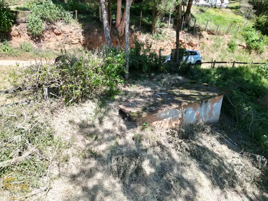Foto 6 de Terreno / Lote à venda, 1595m2 em Paty Do Alferes - RJ