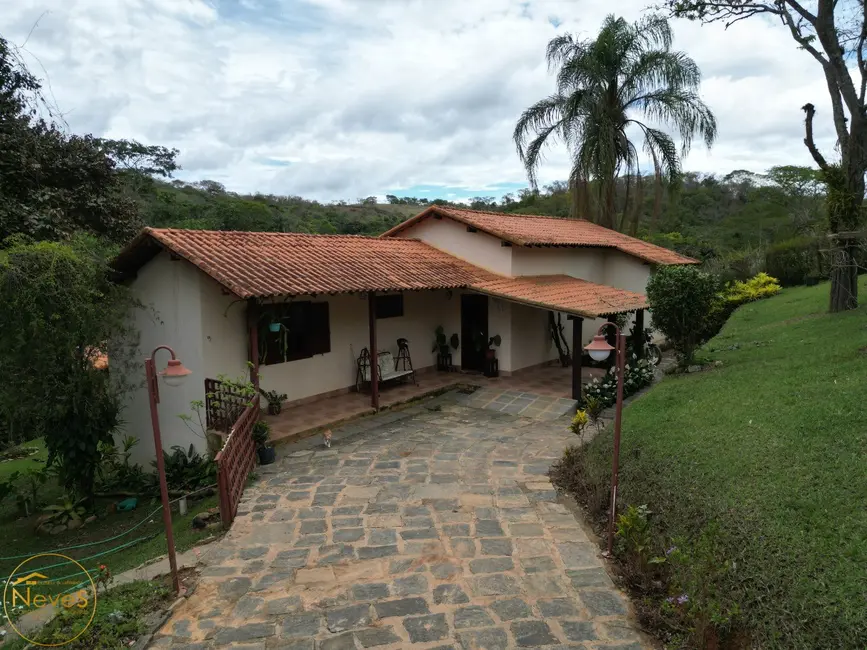 Foto 2 de Sítio / Rancho com 3 quartos à venda, 308m2 em Paty Do Alferes - RJ