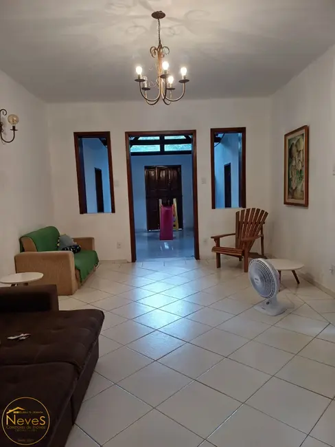 Foto 5 de Casa com 4 quartos à venda, 210m2 em Paty Do Alferes - RJ