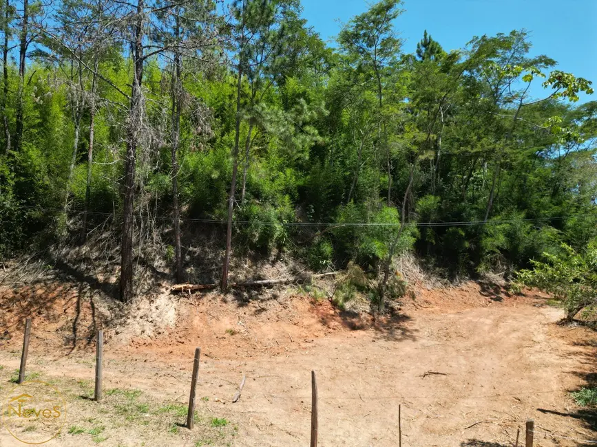 Foto 1 de Terreno / Lote à venda, 800m2 em Paty Do Alferes - RJ