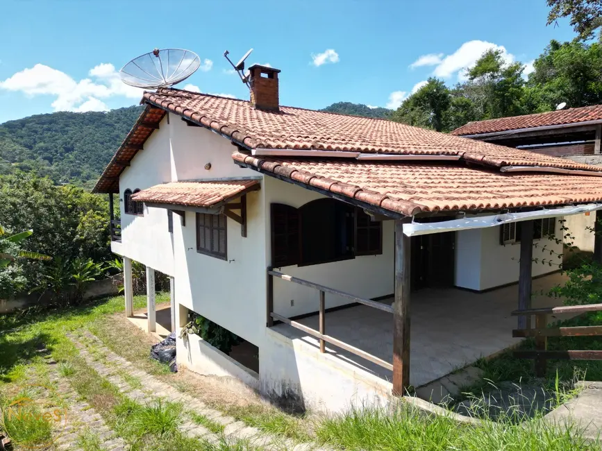 Foto 1 de Casa com 3 quartos à venda, 371m2 em Miguel Pereira - RJ