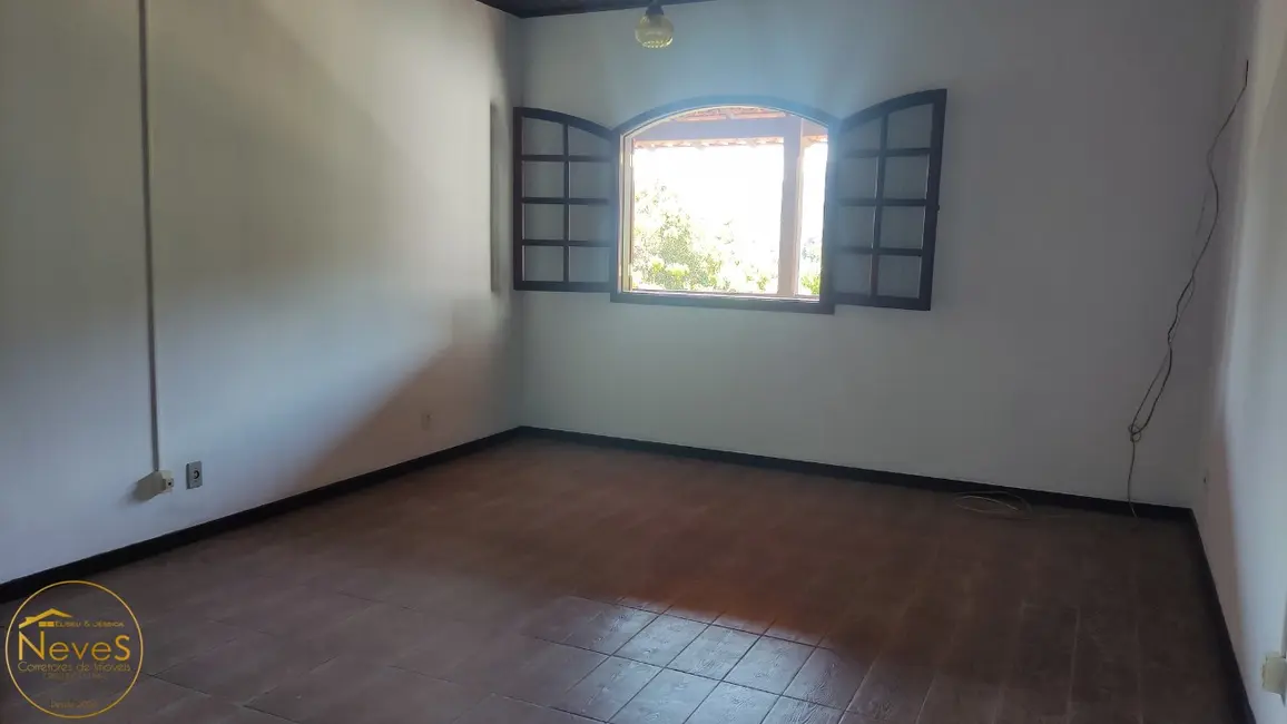 Casa com 3 quartos à venda, 371m2 em Miguel Pereira - RJ - imagem 8 Foto 8 de Casa com 3 quartos à venda, 371m2 em Miguel Pereira - RJ