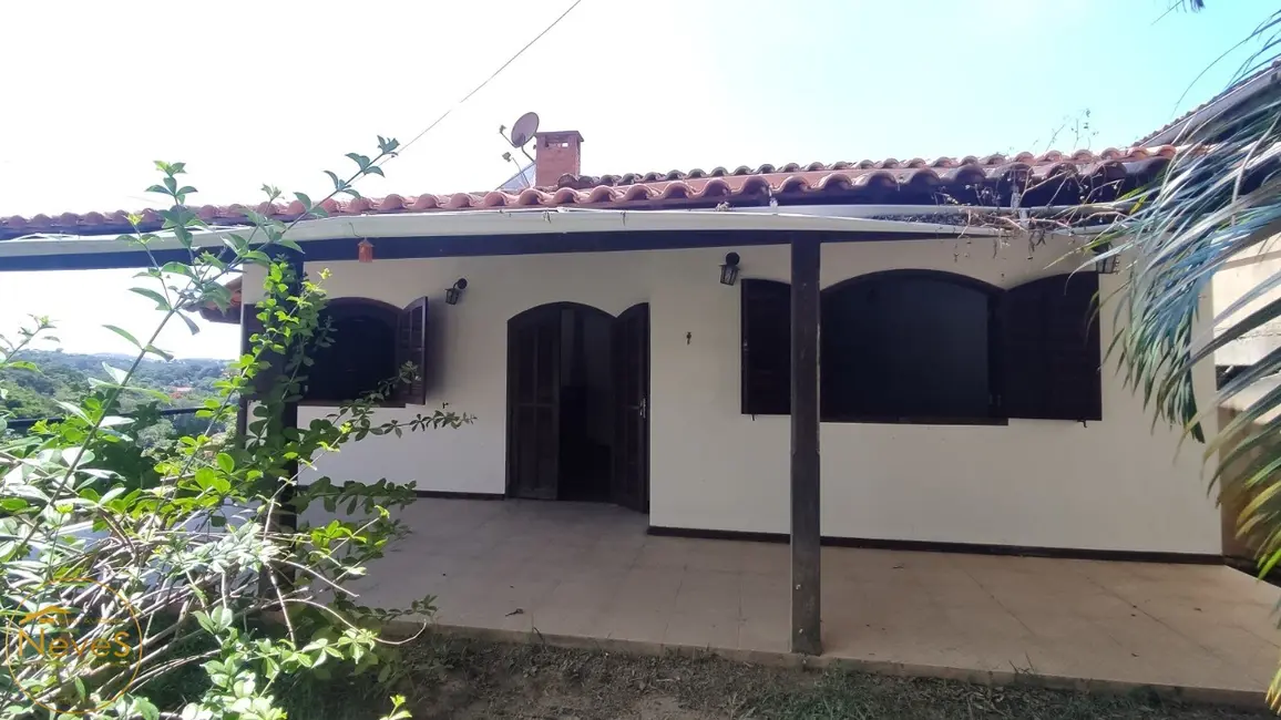 Casa com 3 quartos à venda, 371m2 em Miguel Pereira - RJ - imagem 4 Foto 4 de Casa com 3 quartos à venda, 371m2 em Miguel Pereira - RJ