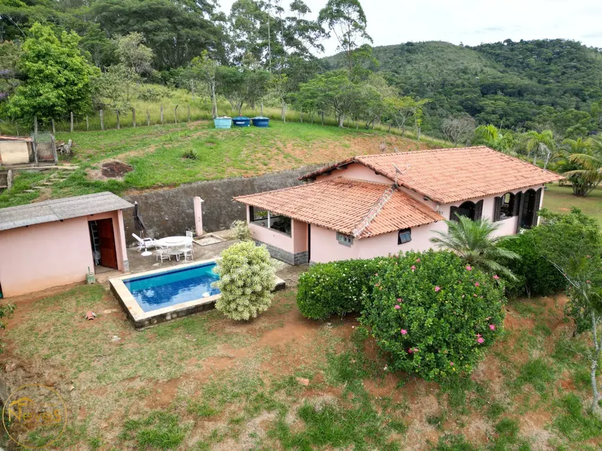 Foto 1 de Casa com 3 quartos à venda, 150m2 em Miguel Pereira - RJ