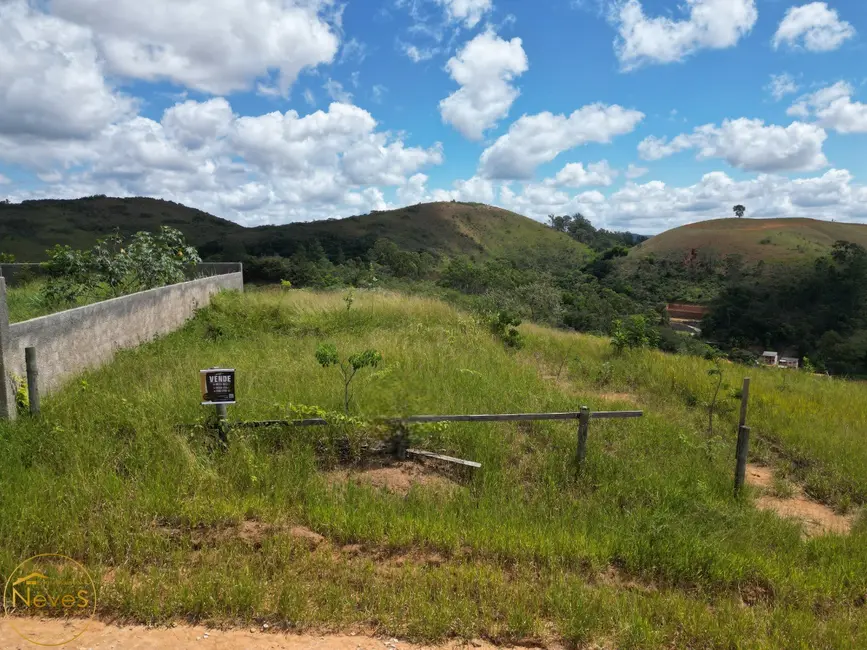 Foto 1 de Terreno / Lote à venda, 1006m2 em Paty Do Alferes - RJ