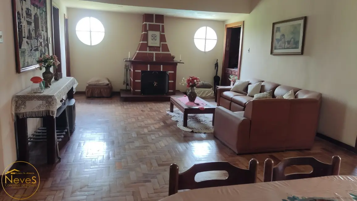 Foto 9 de Casa com 6 quartos à venda, 300m2 em Miguel Pereira - RJ
