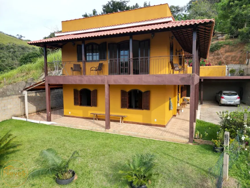 Foto 2 de Casa com 5 quartos à venda, 275m2 em Paty Do Alferes - RJ