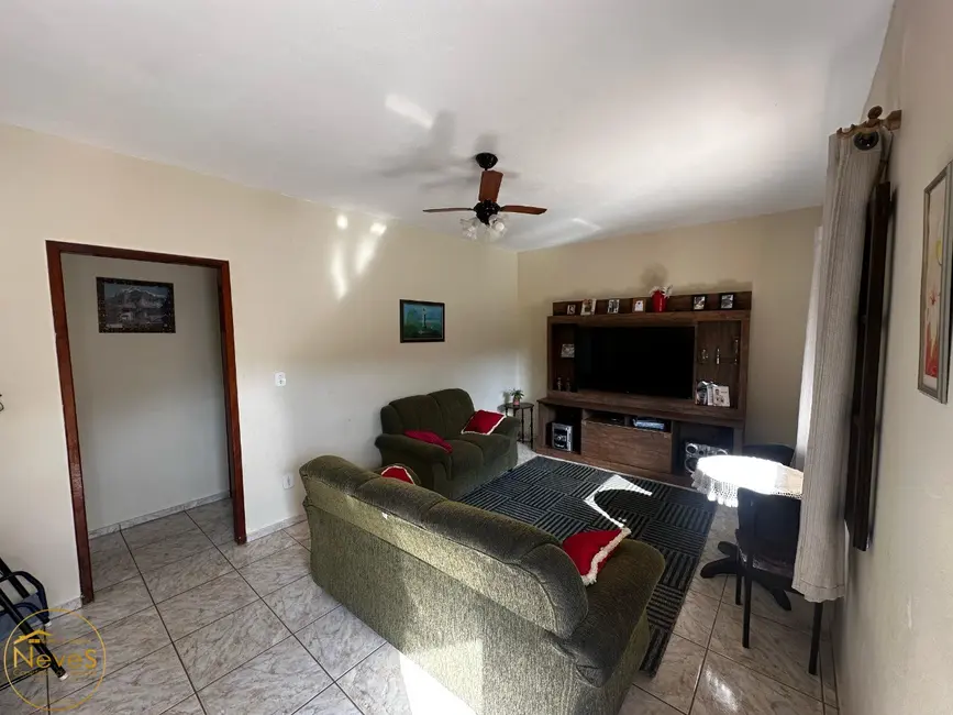 Foto 5 de Casa com 5 quartos à venda, 275m2 em Paty Do Alferes - RJ