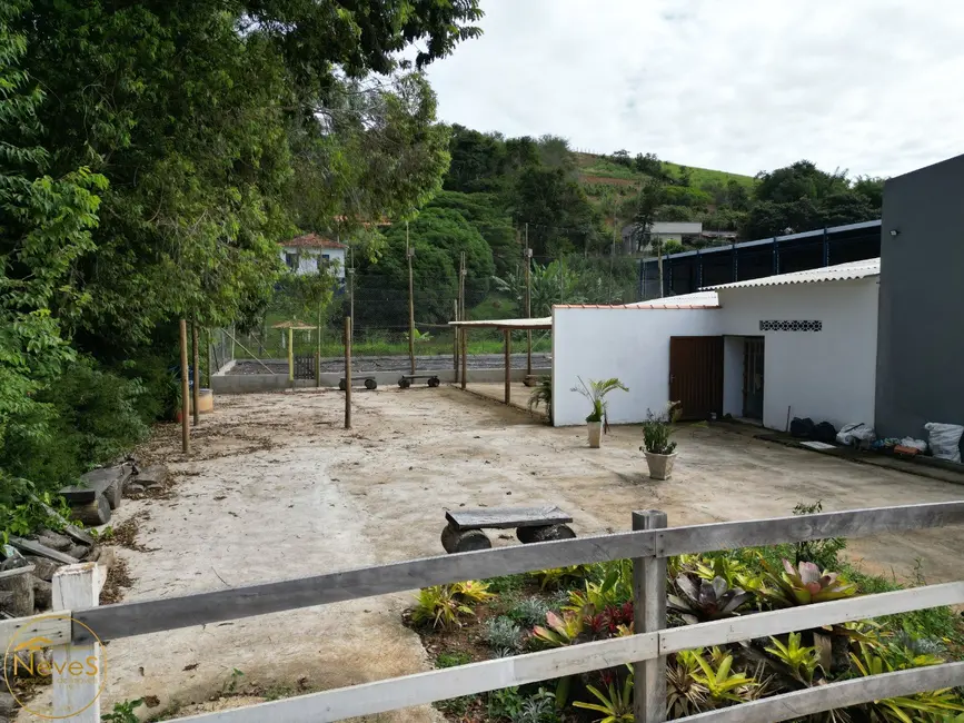 Foto 1 de Terreno / Lote à venda, 922m2 em Paty Do Alferes - RJ