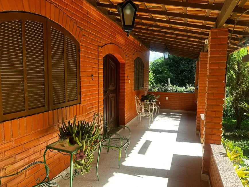 Casa com 3 quartos à venda, 295m2 em Paty Do Alferes - RJ - imagem 5 Foto 5 de Casa com 3 quartos à venda, 295m2 em Paty Do Alferes - RJ