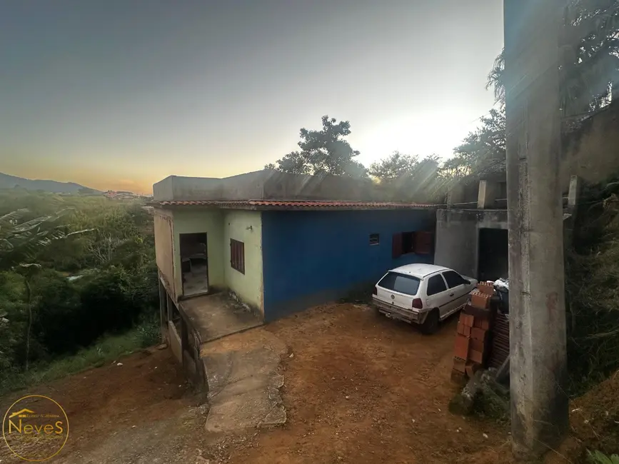 Foto 2 de Casa com 2 quartos à venda, 120m2 em Paty Do Alferes - RJ