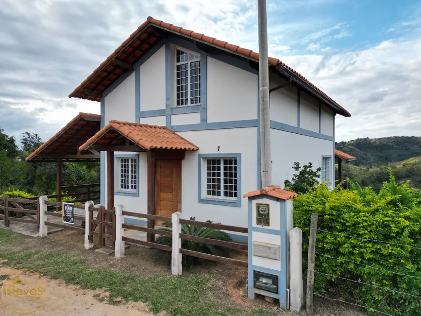 Casa com 3 quartos à venda, 148m2 em Paty Do Alferes - RJ - imagem 3 Foto 3 de Casa com 3 quartos à venda, 148m2 em Paty Do Alferes - RJ
