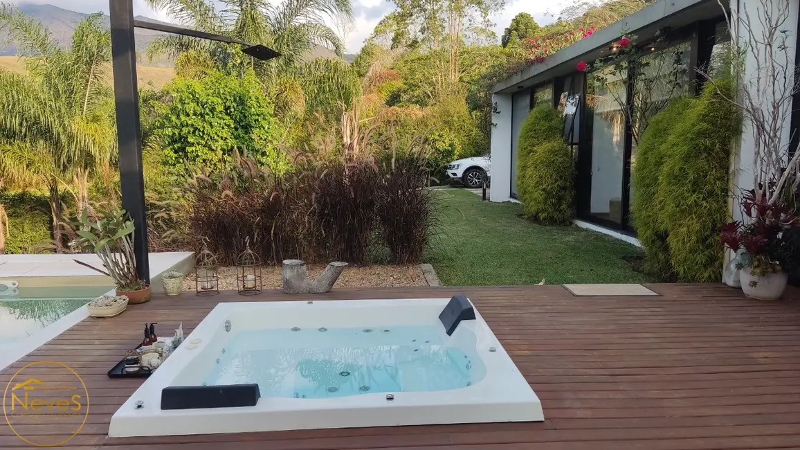 Foto 4 de Casa de Condomínio com 3 quartos à venda, 250m2 em Paty Do Alferes - RJ