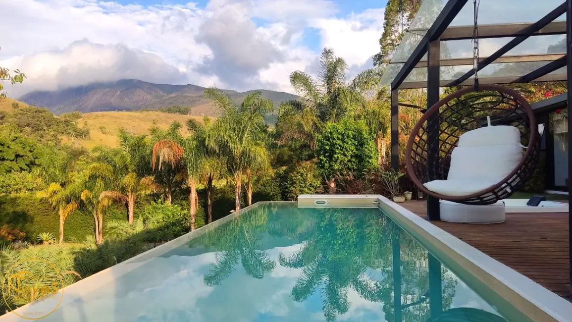 Foto 1 de Casa de Condomínio com 3 quartos à venda, 250m2 em Paty Do Alferes - RJ