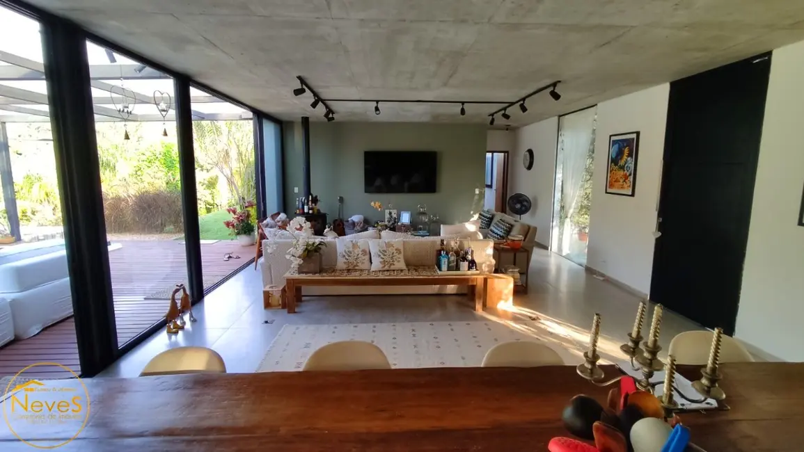 Foto 9 de Casa de Condomínio com 3 quartos à venda, 250m2 em Paty Do Alferes - RJ