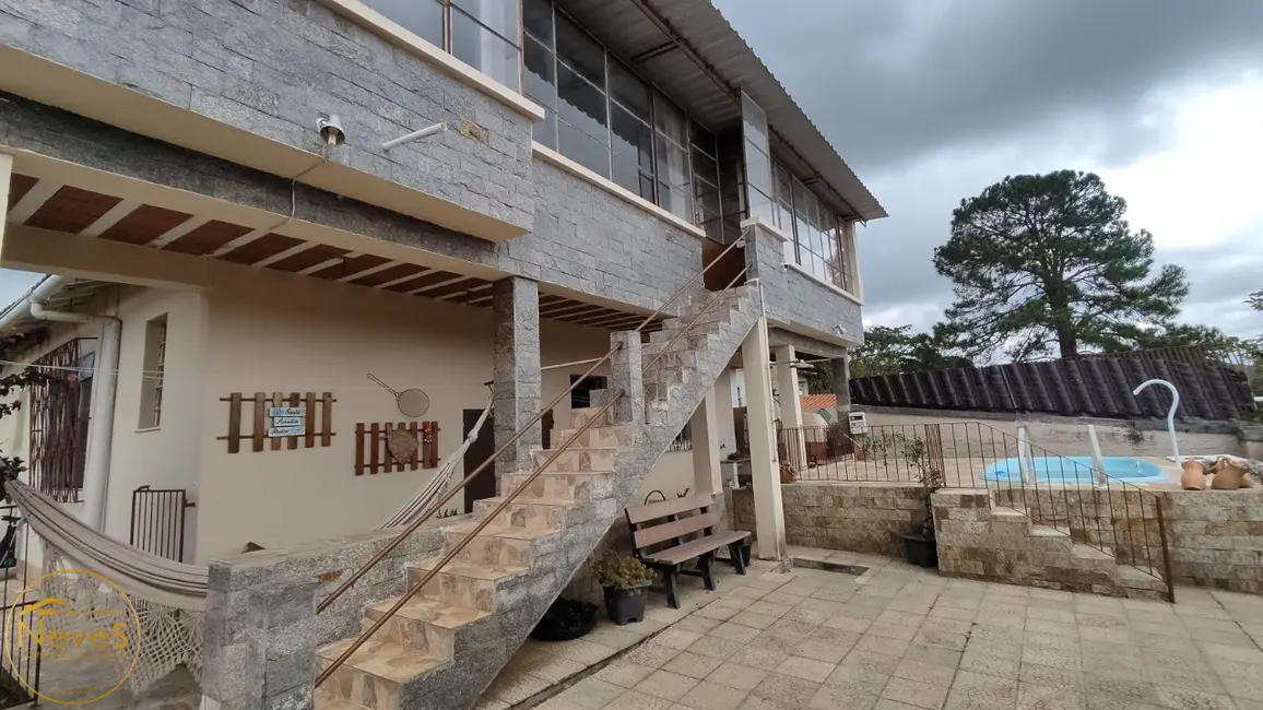 Casa com 3 quartos à venda, 239m2 em Paty Do Alferes - RJ - imagem 3 Foto 3 de Casa com 3 quartos à venda, 239m2 em Paty Do Alferes - RJ