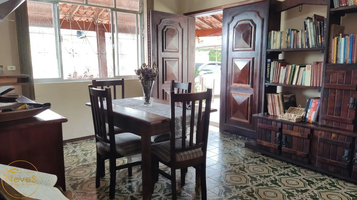 Casa com 3 quartos à venda, 239m2 em Paty Do Alferes - RJ - imagem 8 Foto 8 de Casa com 3 quartos à venda, 239m2 em Paty Do Alferes - RJ