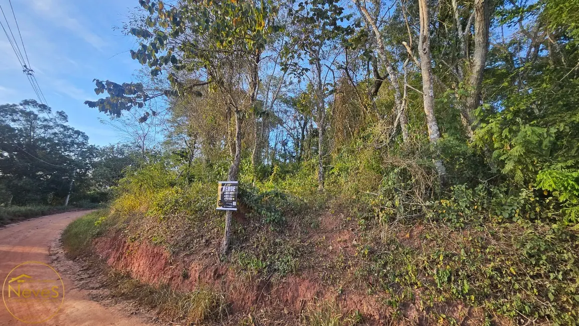 Foto 4 de Terreno / Lote à venda, 1100m2 em Paty Do Alferes - RJ