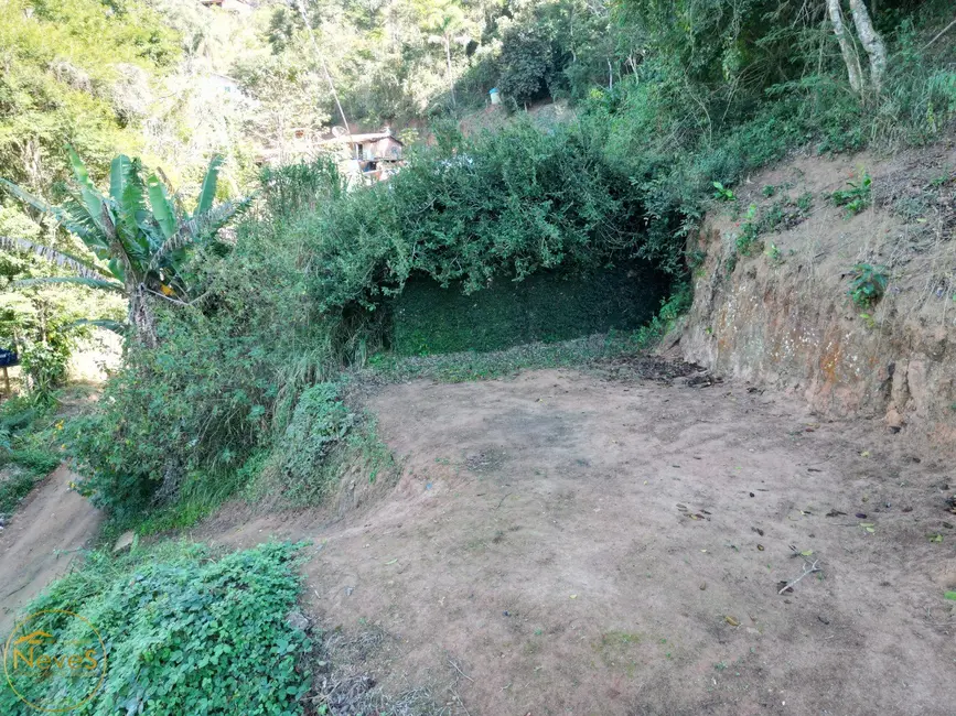 Foto 6 de Terreno / Lote à venda, 968m2 em Paty Do Alferes - RJ
