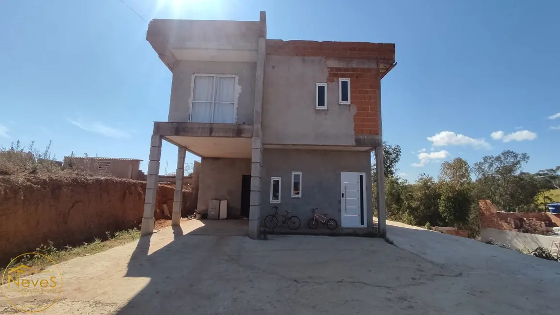 Casa com 3 quartos à venda, 220m2 em Paty Do Alferes - RJ - imagem 5 Foto 5 de Casa com 3 quartos à venda, 220m2 em Paty Do Alferes - RJ