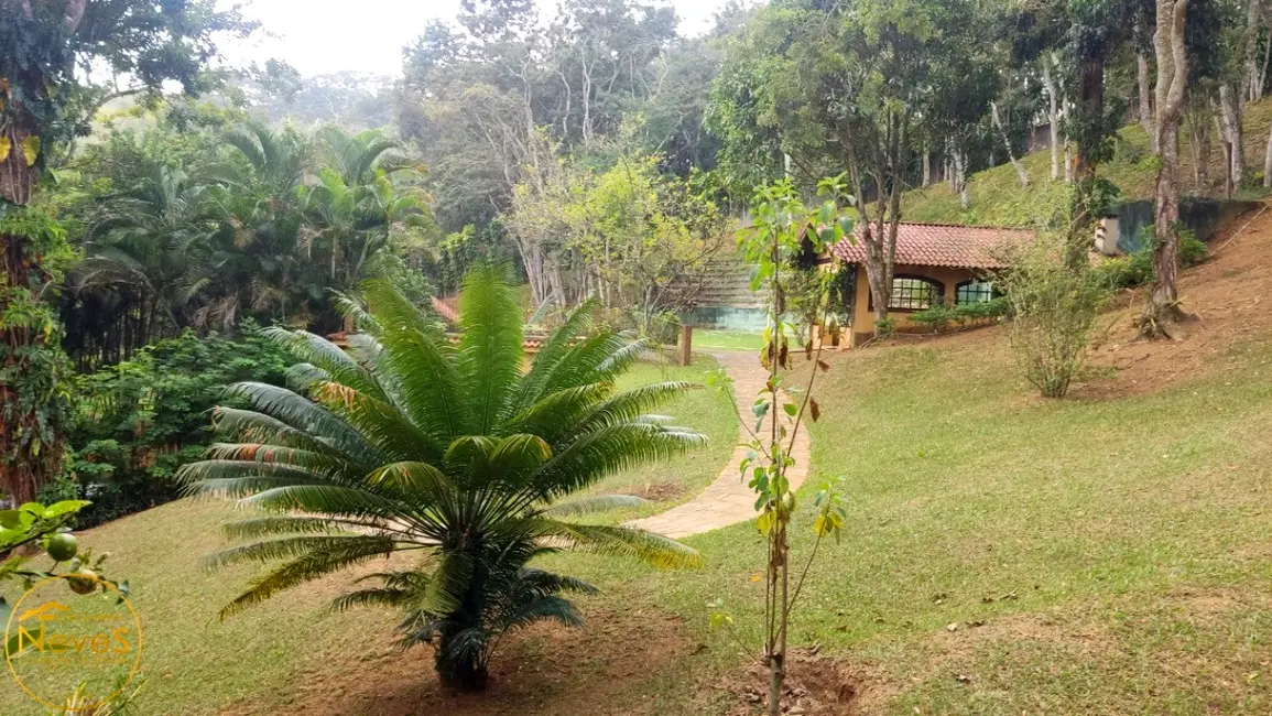 Sítio / Rancho com 3 quartos à venda, 250m2 em Paty Do Alferes - RJ - imagem 1 Foto 1 de Sítio / Rancho com 3 quartos à venda, 250m2 em Paty Do Alferes - RJ