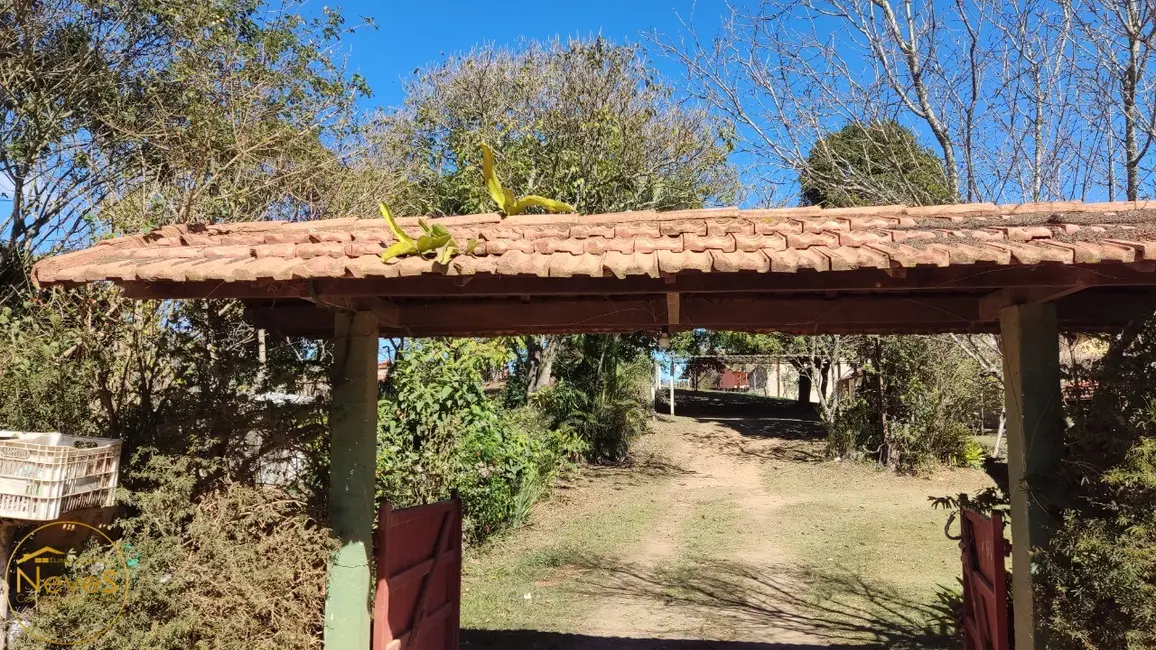 Foto 1 de Terreno / Lote à venda, 746m2 em Miguel Pereira - RJ