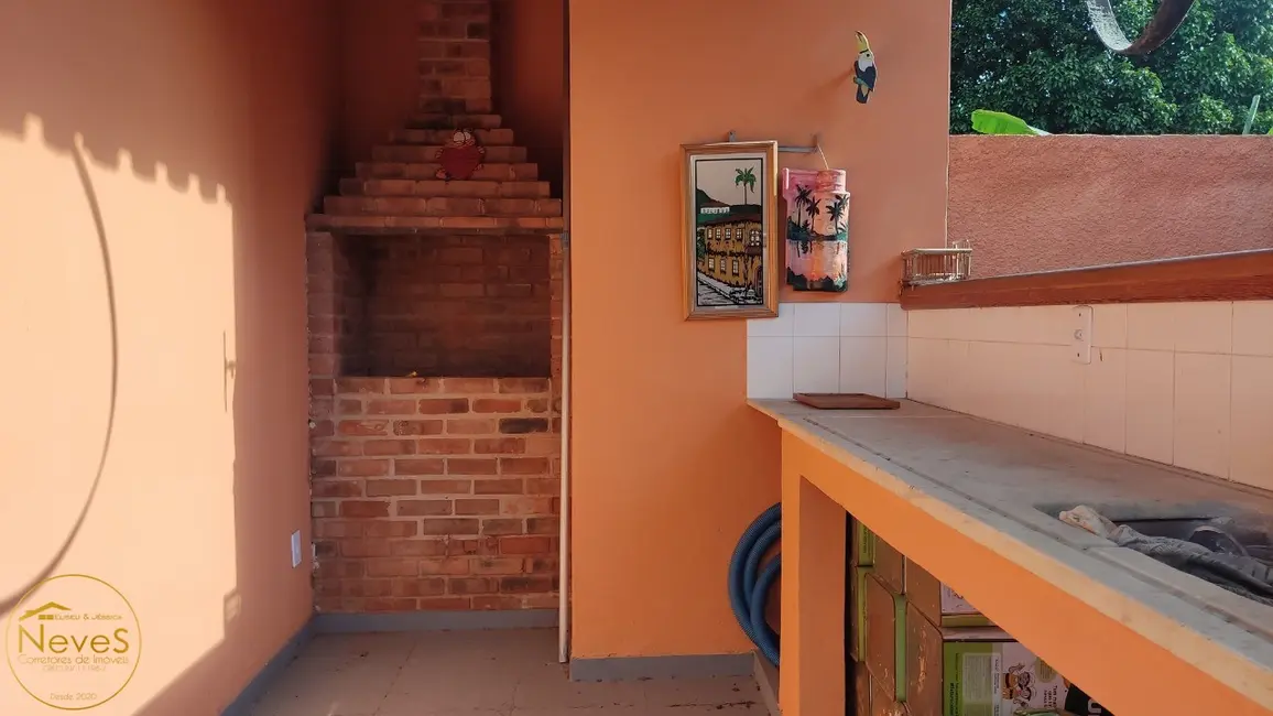 Casa com 4 quartos à venda, 340m2 em Miguel Pereira - RJ - imagem 5 Foto 5 de Casa com 4 quartos à venda, 340m2 em Miguel Pereira - RJ